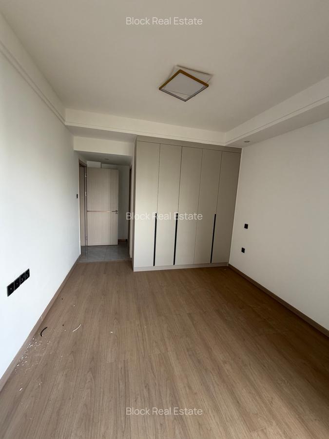 2 Bed Apartment with En Suite in Riverside - 4