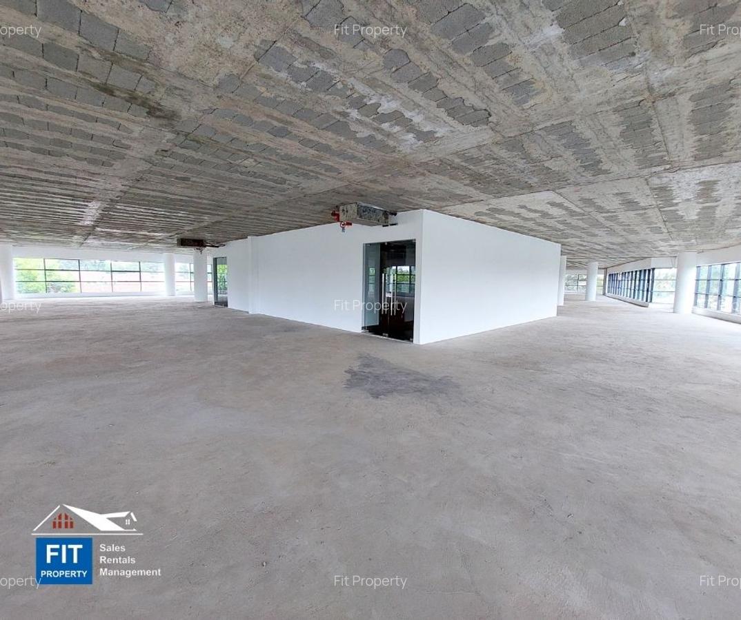 2,950 ft² Office with Backup Generator in Westlands Area - 2