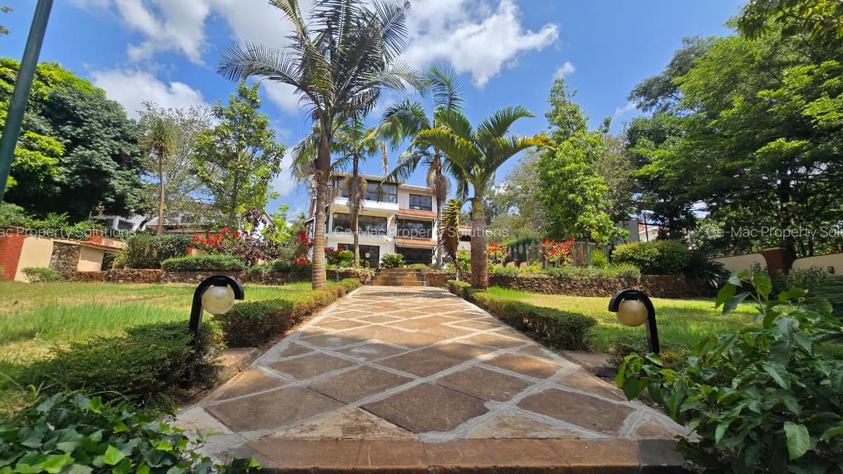 6 Bed House with En Suite in Gigiri - 1