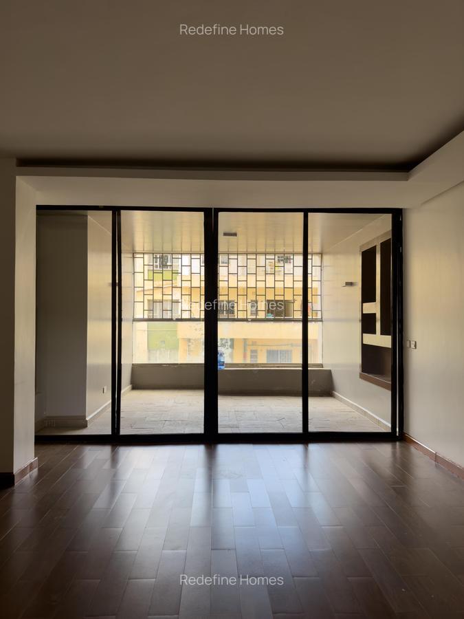 3 Bed Apartment with En Suite in Parklands - 20