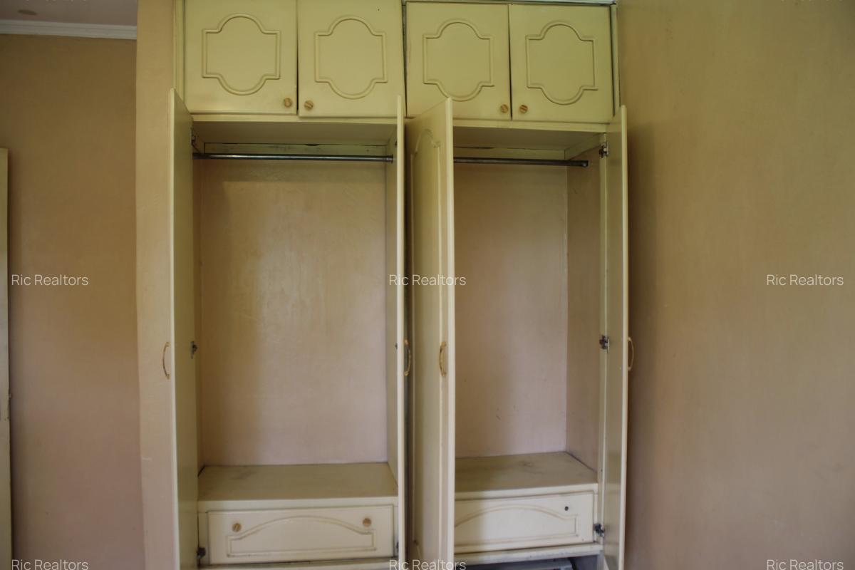 1 Bed House with En Suite at Loresho - 7