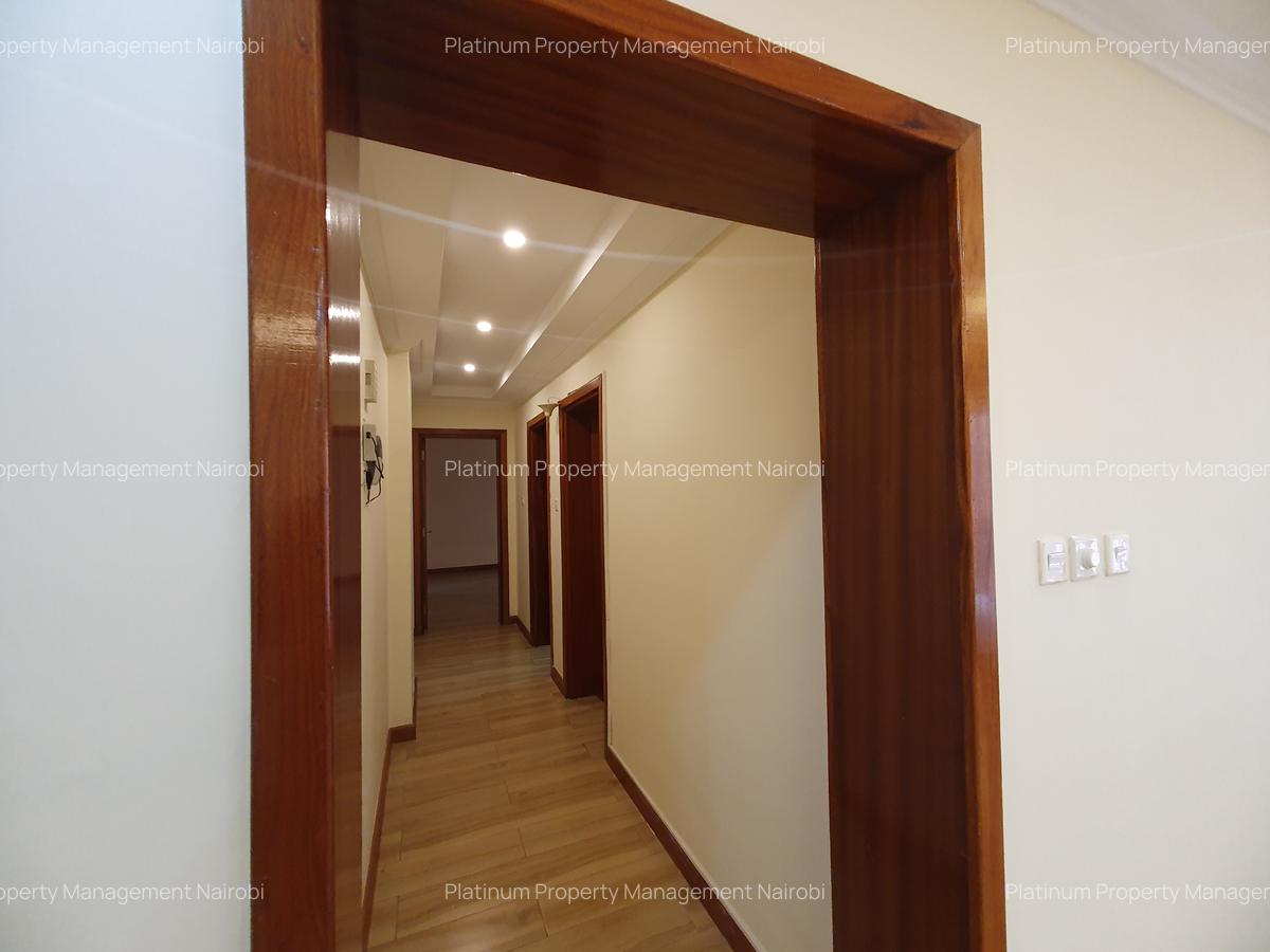 2 Bed Apartment with En Suite at Rhapta Rd - 11