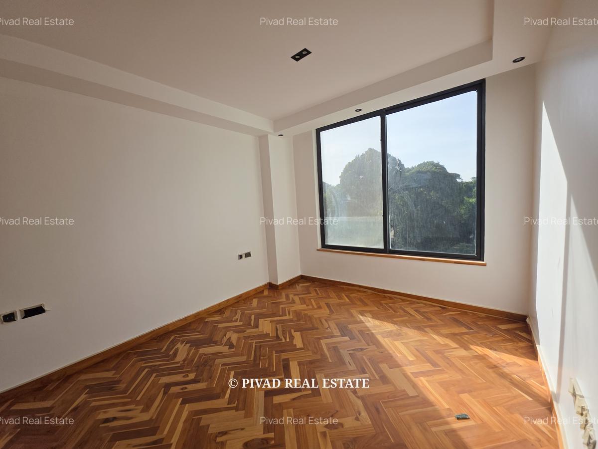 4 Bed Apartment with Swimming Pool at Peponi Road - 12