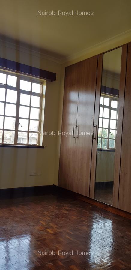 4 Bed Townhouse with En Suite at Runda Paradise - 15