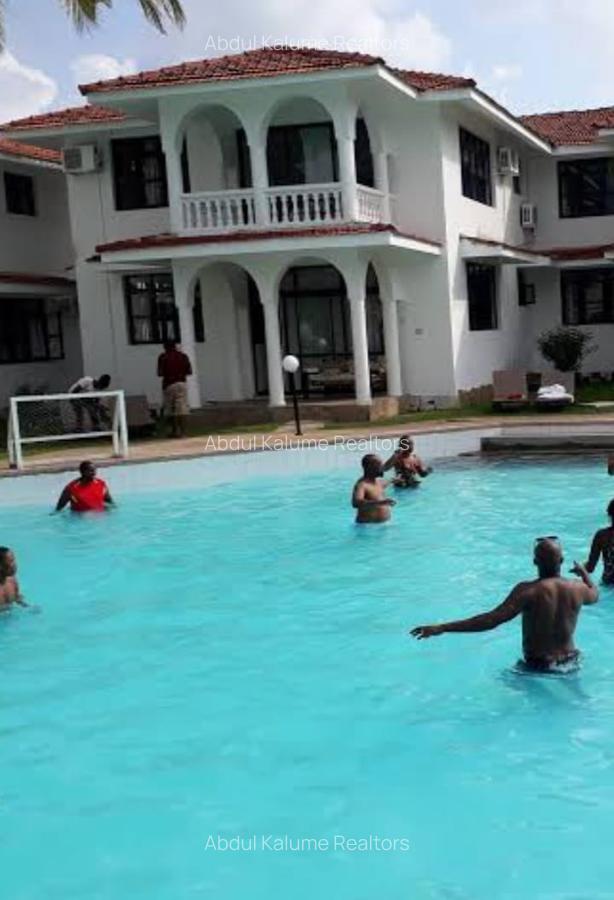 Furnished Commercial Property with Service Charge Included at Diani - 5