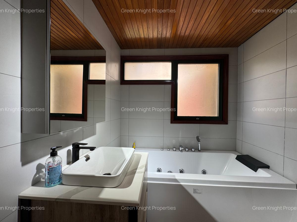 Serviced 2 Bed Apartment with En Suite in Kileleshwa - 11