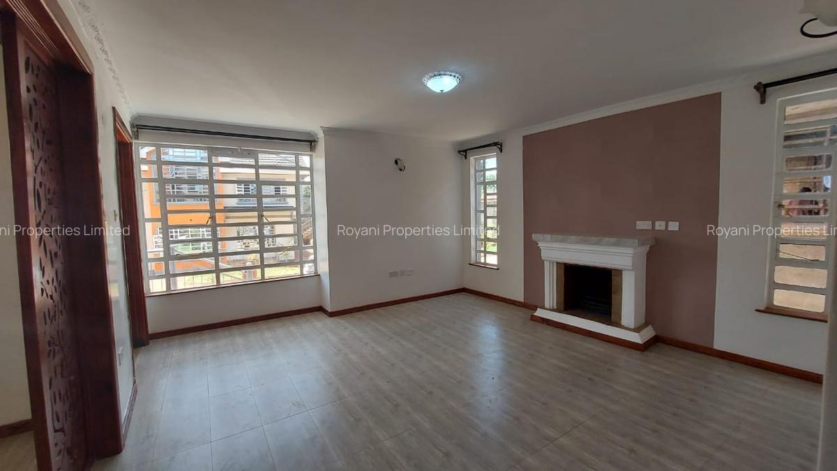 4 Bed Villa with En Suite at Kangoya - 2