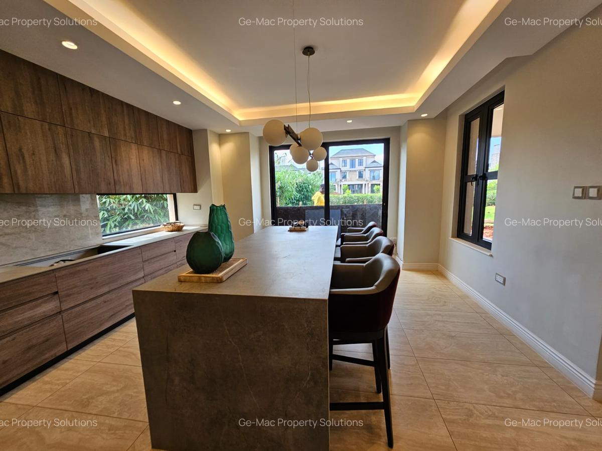 4 Bed House with En Suite in Runda - 7