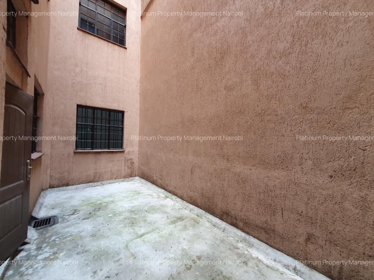 4,250 ft² Warehouse with Service Charge Included at Road A - 15