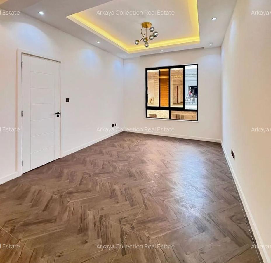 4 Bed Townhouse with En Suite in Lavington - 2