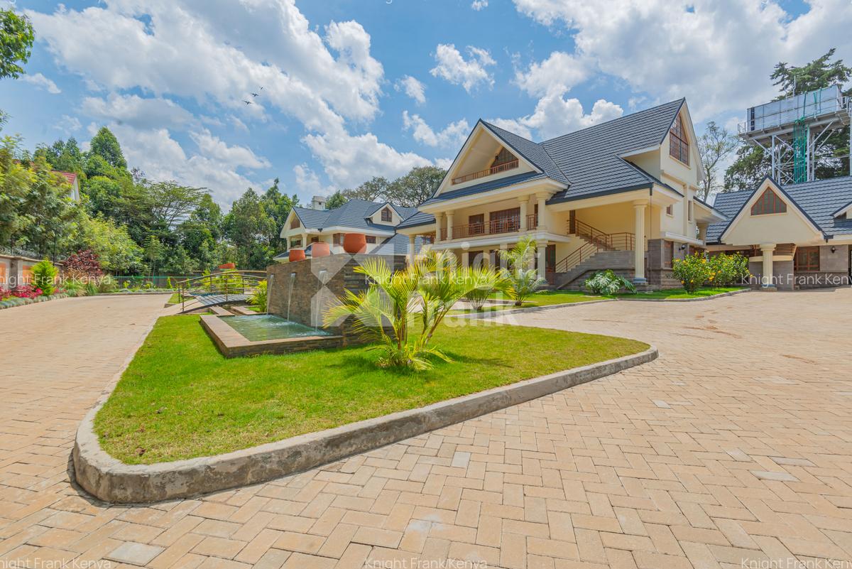 4 Bed House with En Suite at Pepo Lane - 11