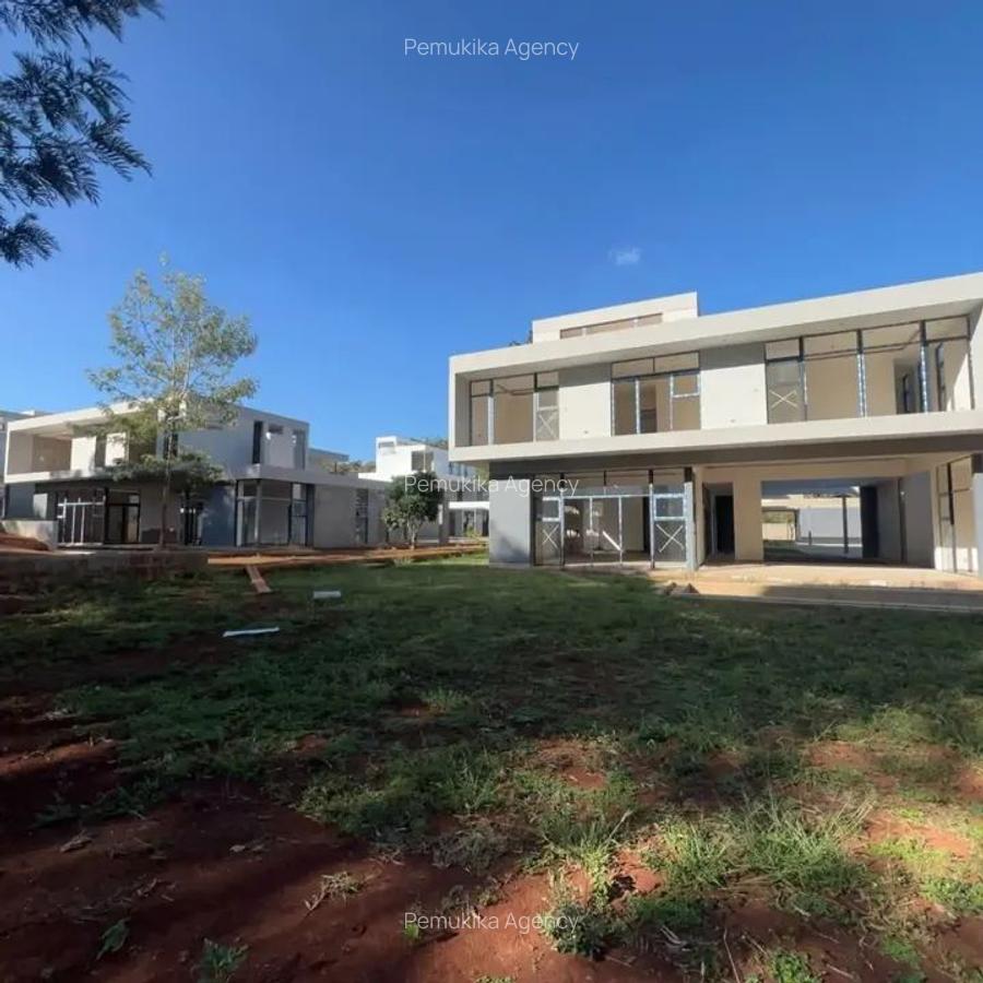 5 Bed Townhouse with En Suite in Karen - 1