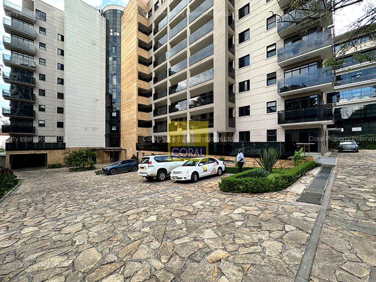 Serviced 2 Bed Apartment with En Suite in Westlands Area - 18