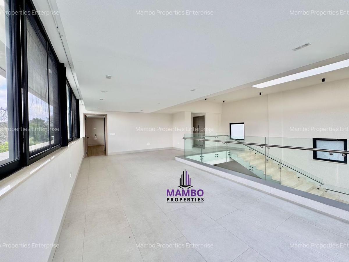 5 Bed Townhouse with En Suite at Grevillea Grove - 5