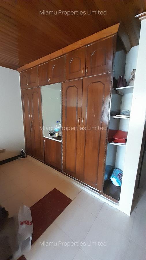 4 Bed Townhouse with Alarm at South C - 4