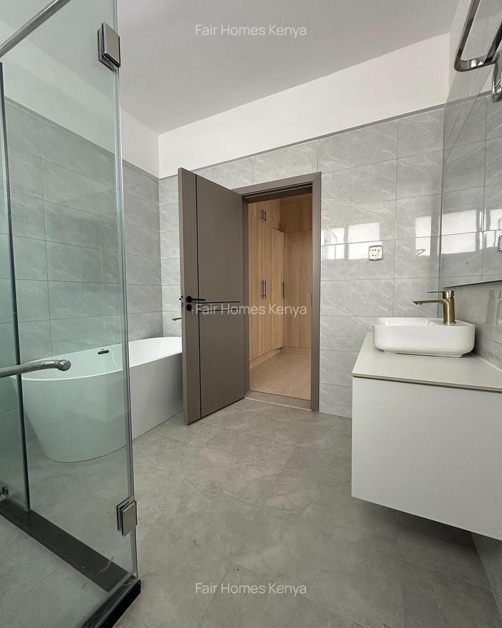 4 Bed Apartment with En Suite at Valley Arcade - 19