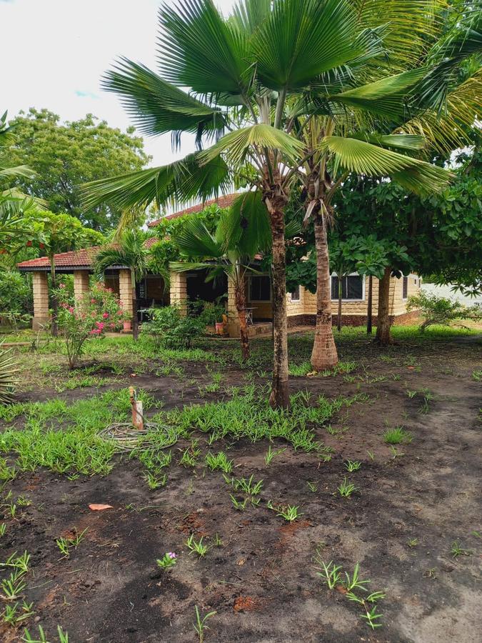 3 Bed House with En Suite in Ukunda - 2