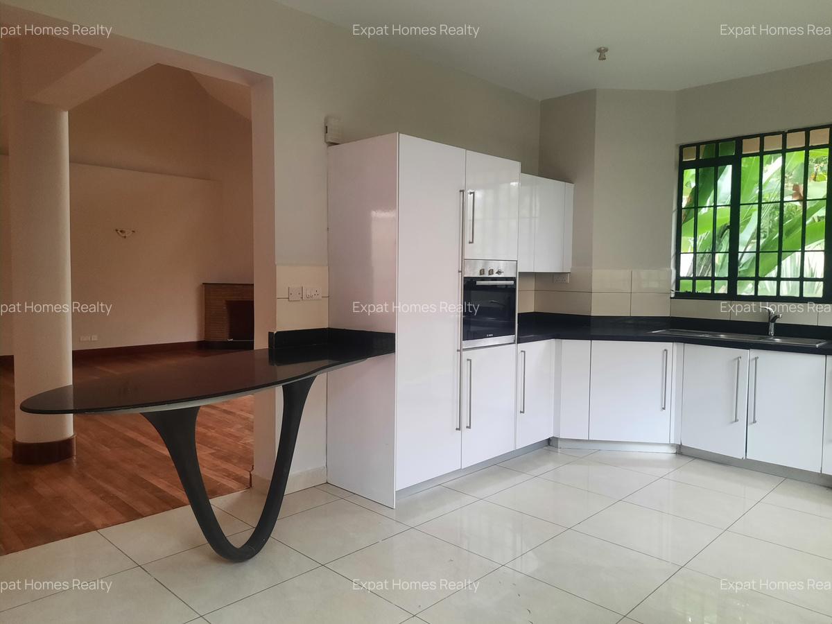 5 Bed Villa with Staff Quarters in Lavington - 6