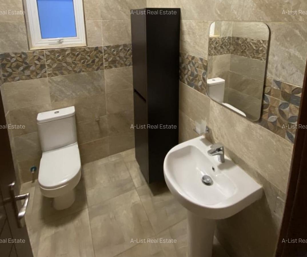 4 Bed Apartment with En Suite at General Mathenge - 4