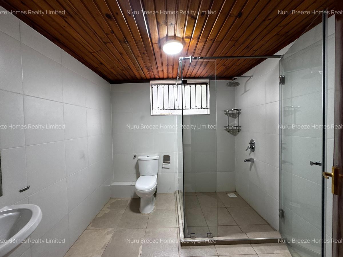 4 Bed House with En Suite in Gigiri - 18