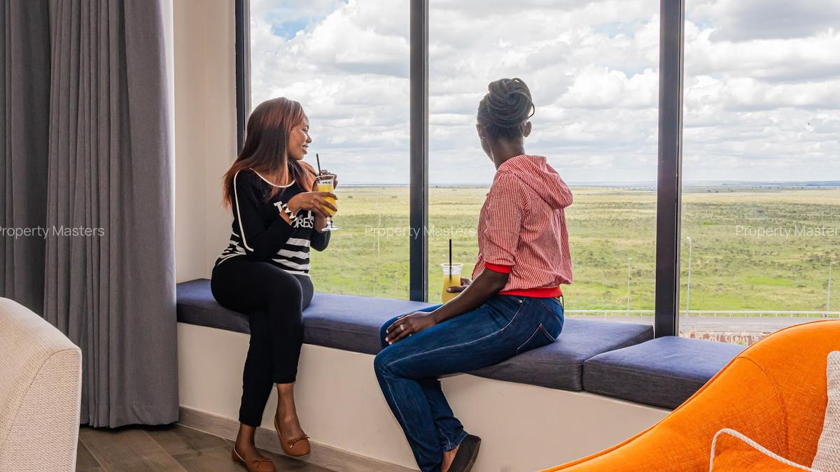 Serviced 1 Bed Apartment with En Suite at Southern Bypass - 17