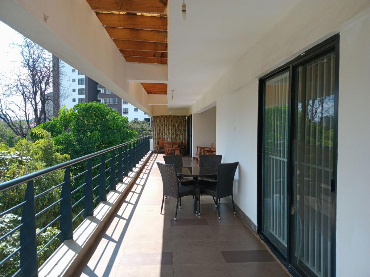 Furnished 3 Bed Apartment with En Suite in Parklands - 6