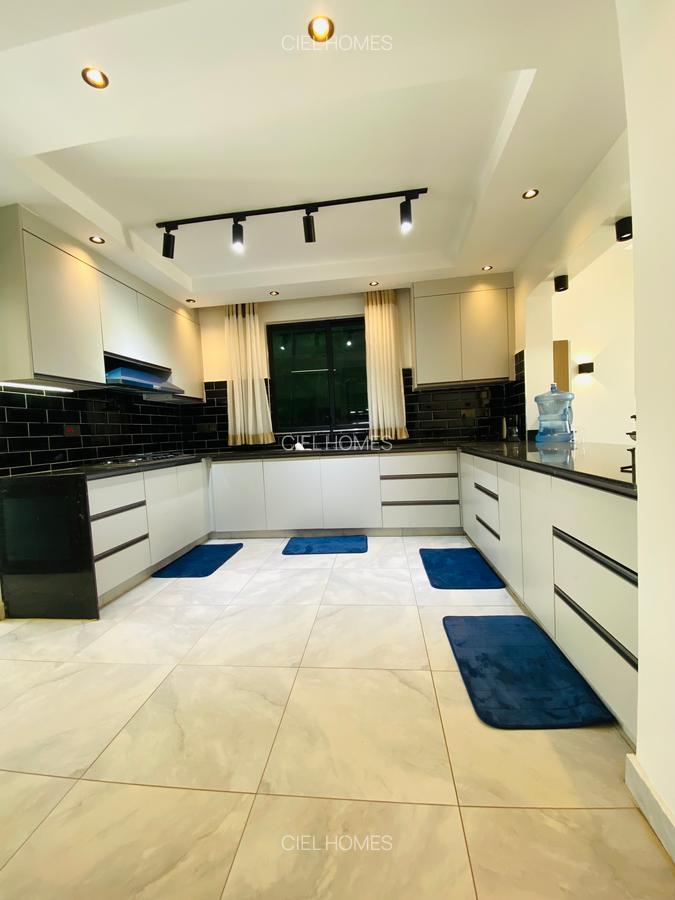 4 Bed Villa with En Suite at Eastern Bypass - 7