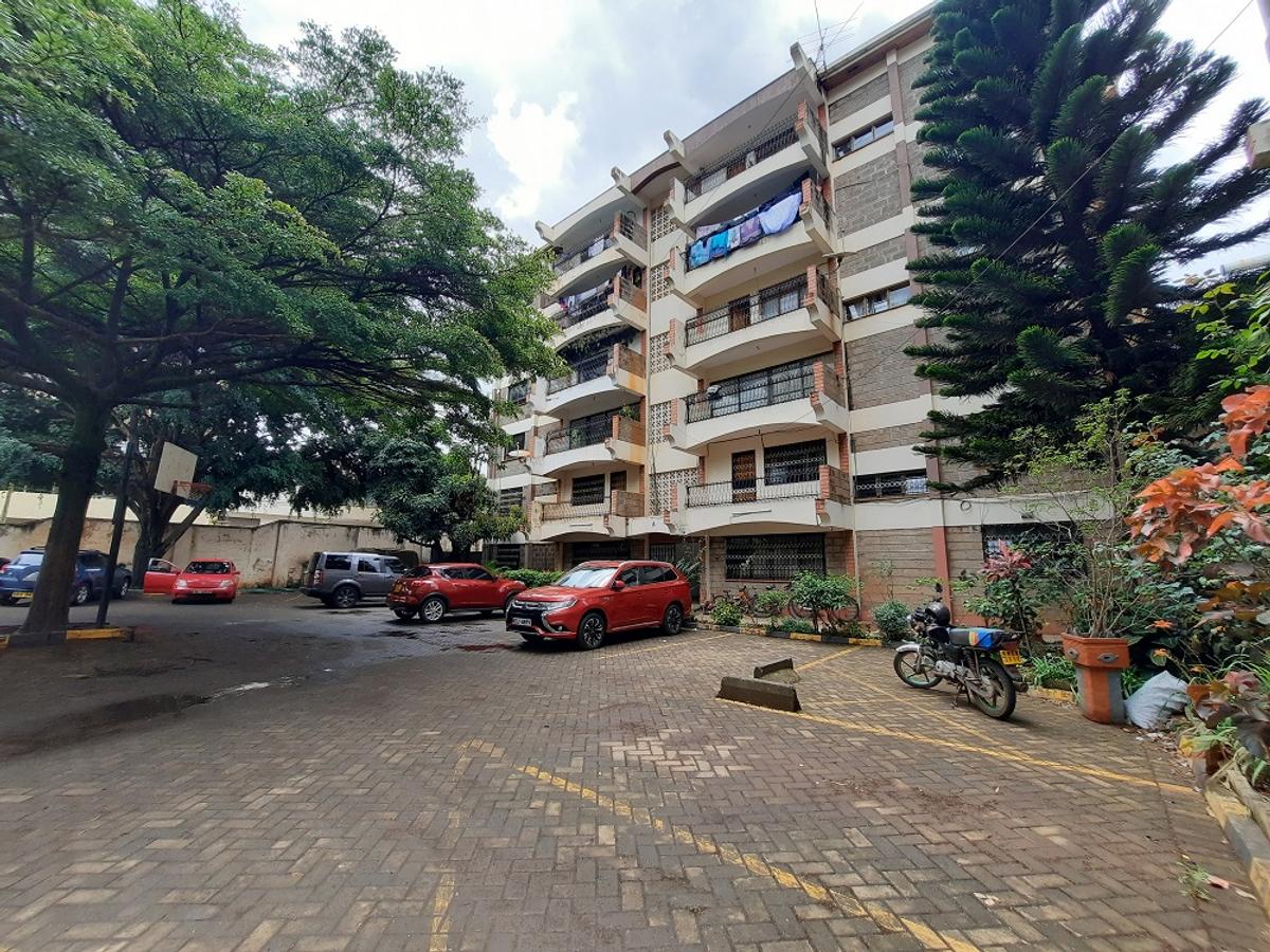 5 Bed Apartment with En Suite at Mpaka Road - 1