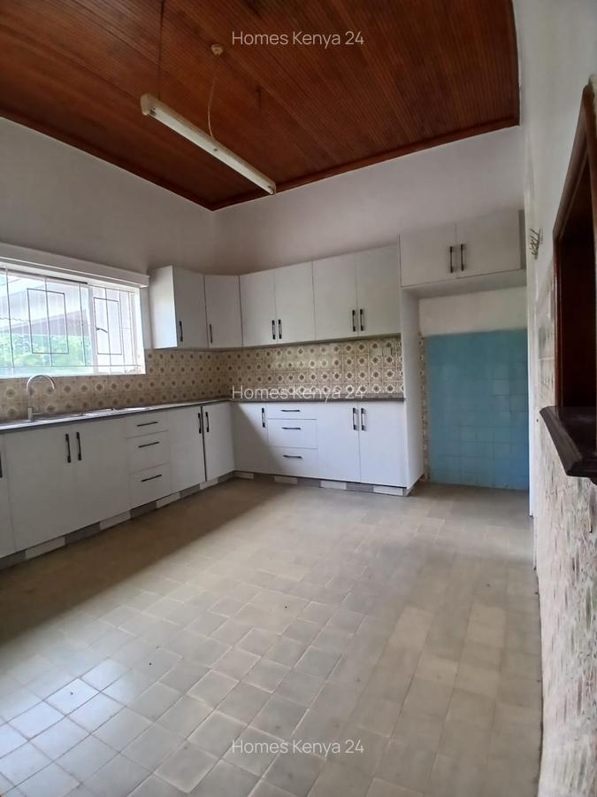 4 Bed House in Kiambu Road - 9