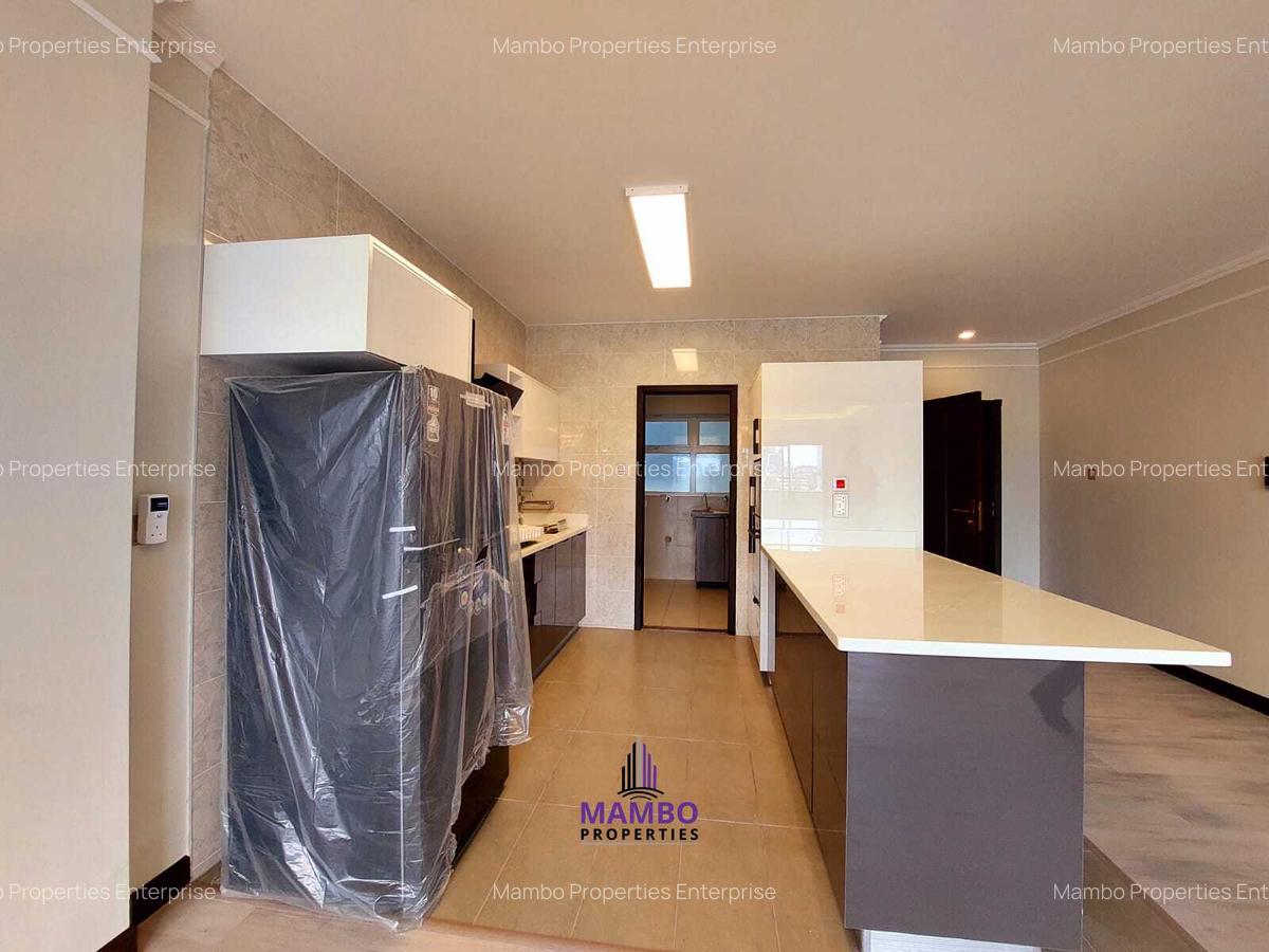 2 Bed Apartment with En Suite at Riverside Drive - 4