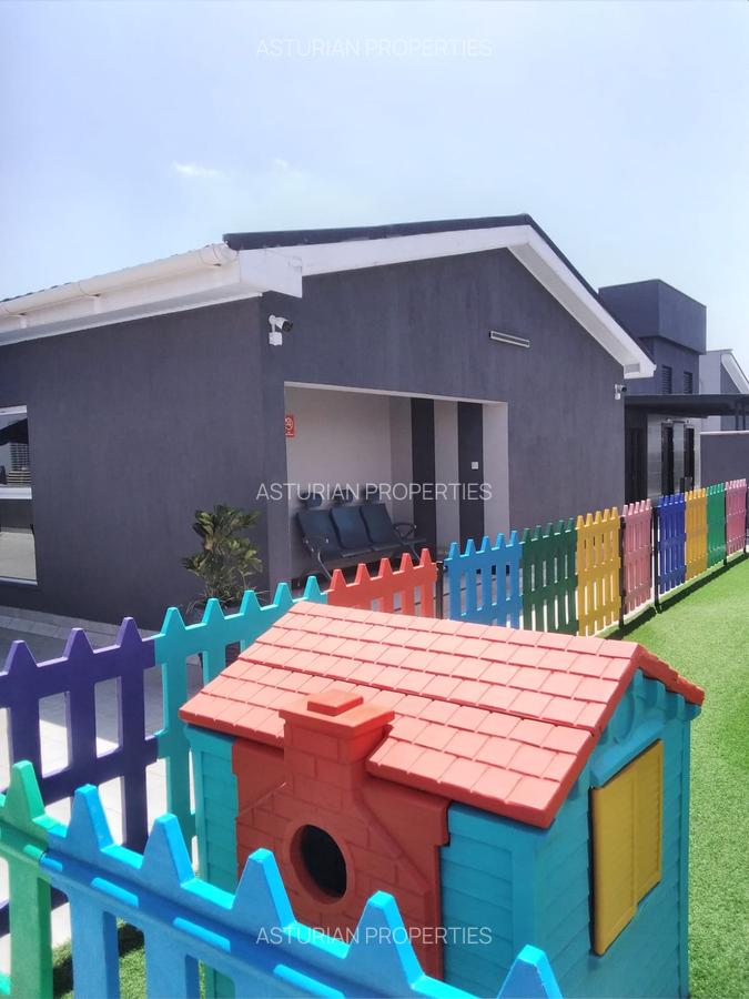 2 Bed Apartment with En Suite in Riverside - 9