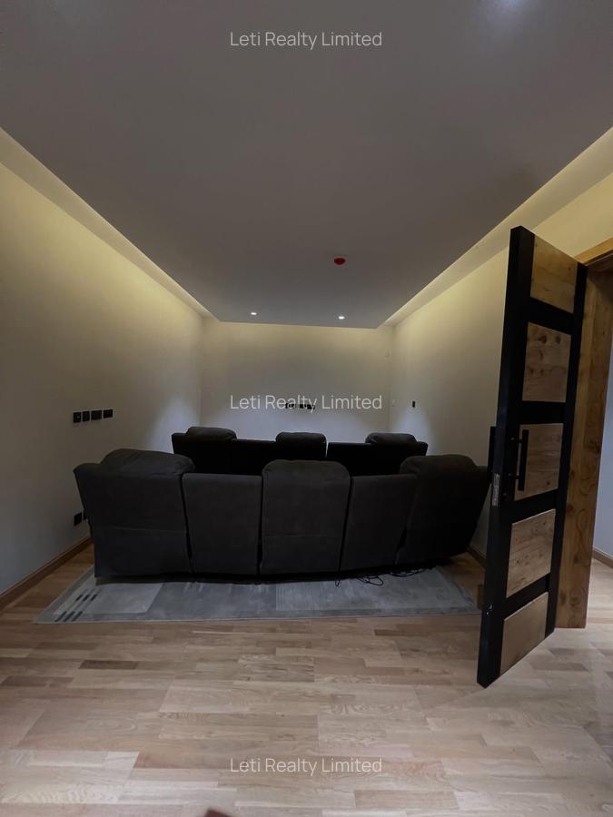 4 Bed Townhouse with En Suite in Lavington - 14