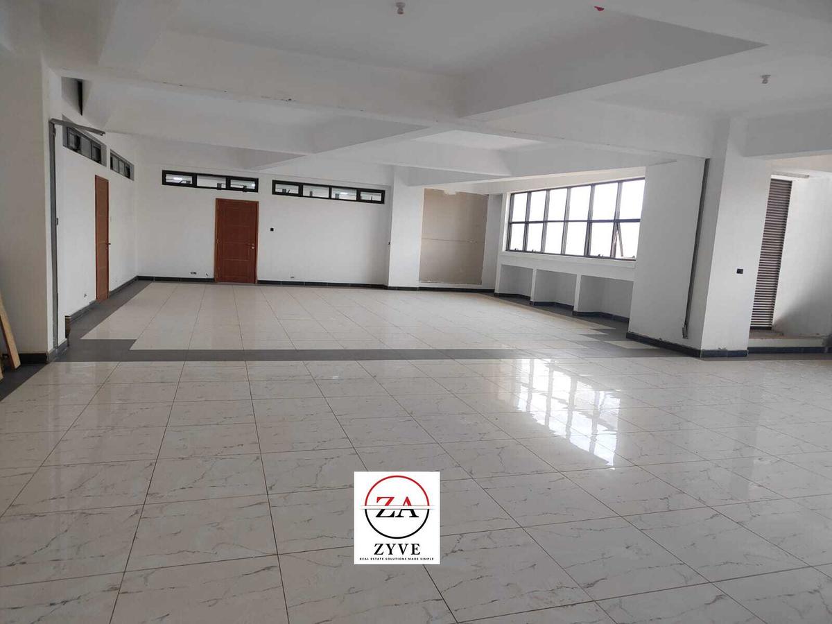 551 ft² Office with Service Charge Included at Walking Distance To Yaya Center Mall - 5