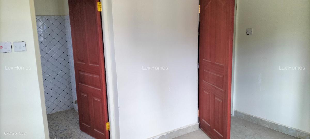 5 Bed House with En Suite in Ongata Rongai - 3