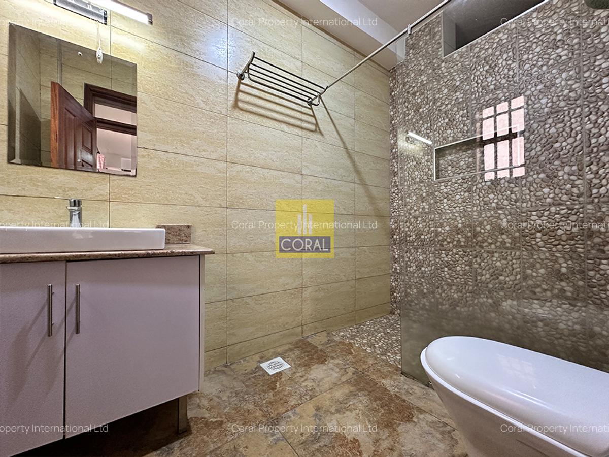 4 Bed Apartment in Parklands - 13