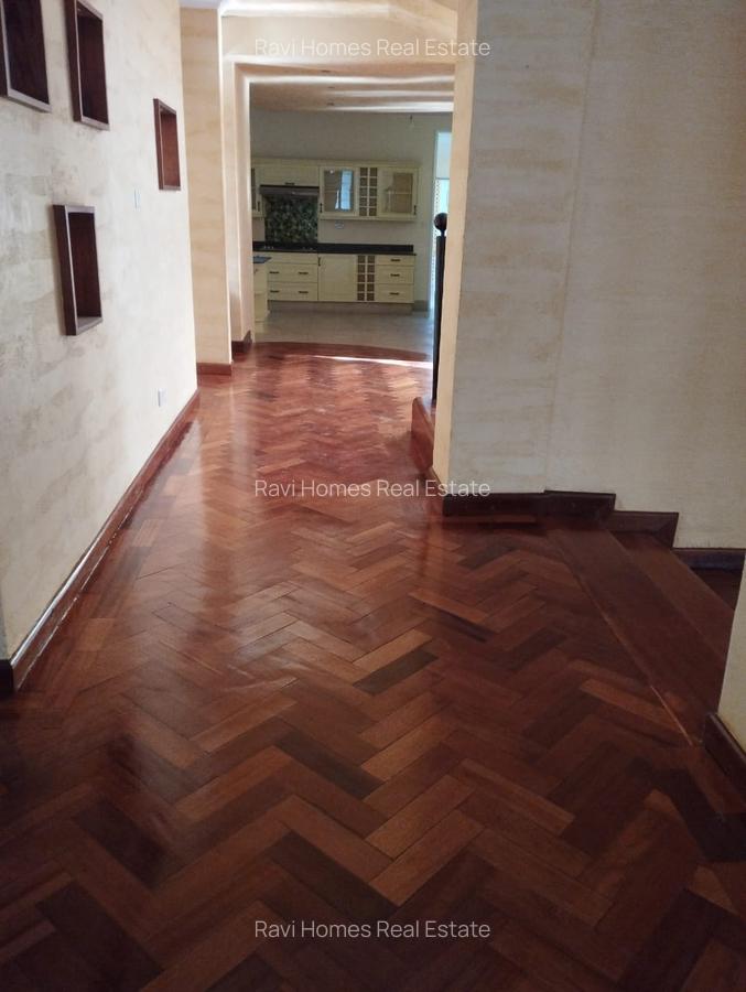 4 Bed Townhouse with En Suite in Karen - 20