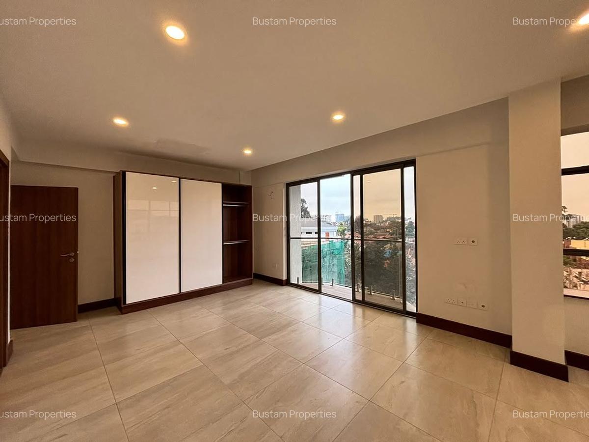 2 Bed Apartment with En Suite in Westlands Area - 7