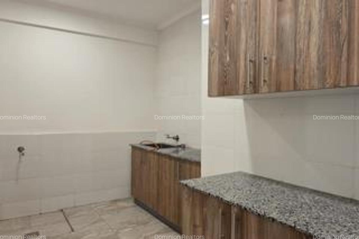 3 Bed Apartment with En Suite in Parklands - 9