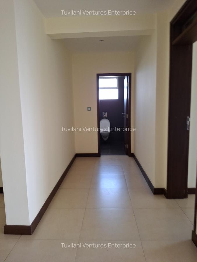 Serviced 3 Bed Apartment with En Suite at Nyali Mombasa - 5