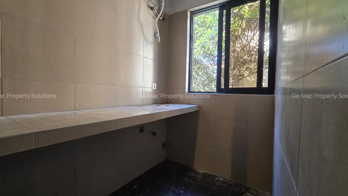 1 Bed Apartment with En Suite in Westlands Area - 9
