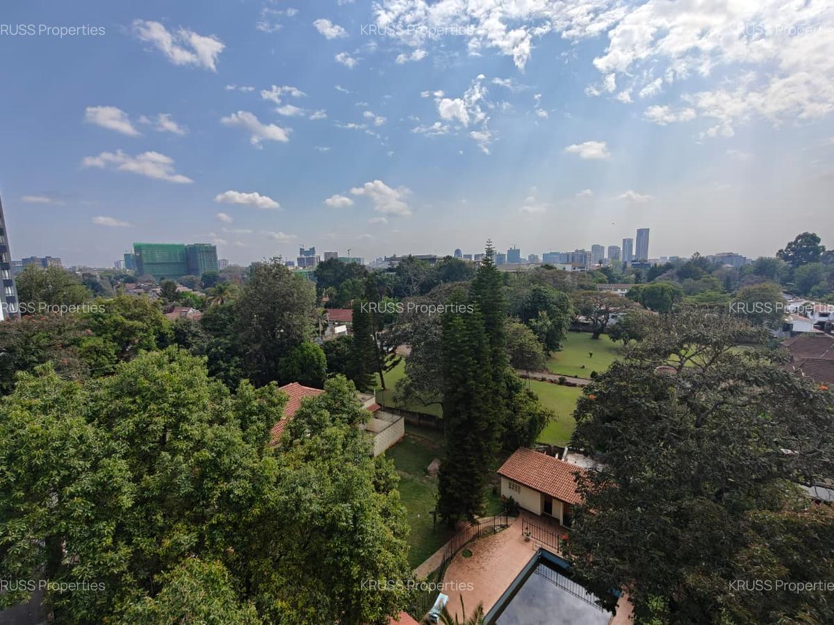 4 Bed Apartment with En Suite at Ar182 - 10