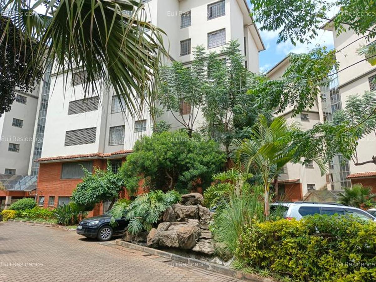 3 Bed Apartment with En Suite at Rhapta Rd - 17