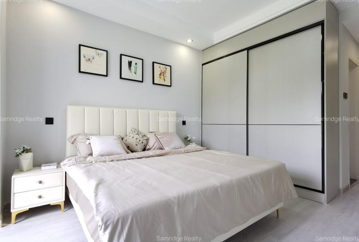 3 Bed Apartment with En Suite at Brookside - 3