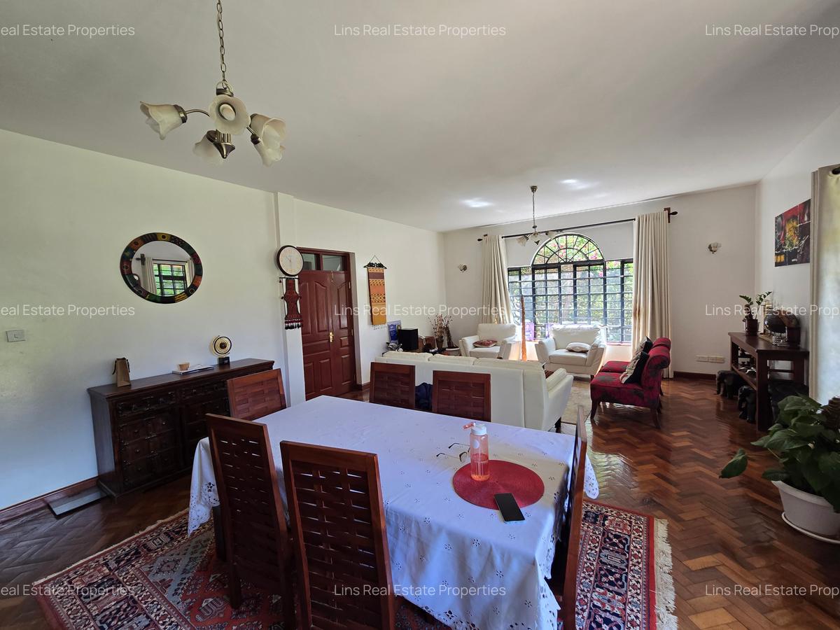4 Bed Townhouse with En Suite in Kitisuru - 11