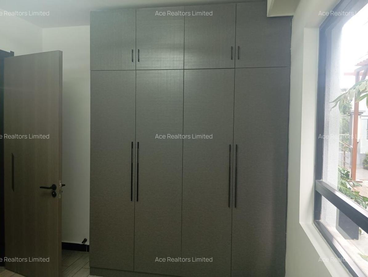 2 Bed Apartment with En Suite at Valley Arcade - 5