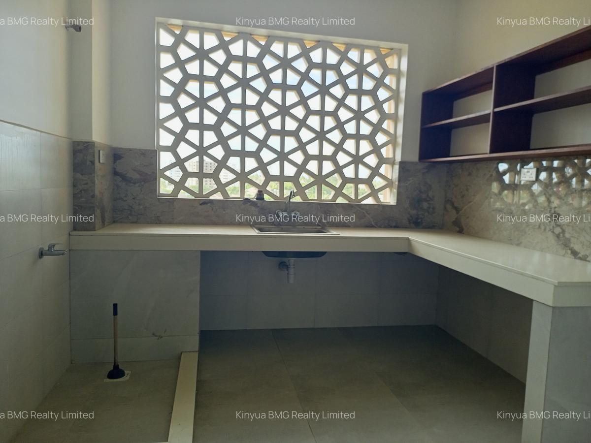 3 Bed Apartment with En Suite at Off Mt Kenya Road - 4