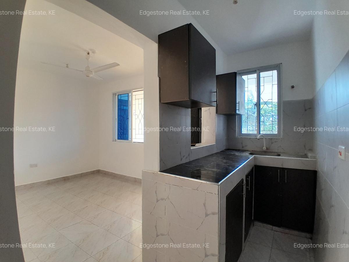 1 Bed Apartment with Borehole in Mtwapa - 2