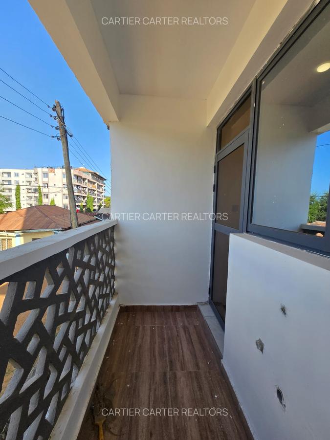 Serviced 3 Bed Apartment with En Suite in Nyali Area - 9