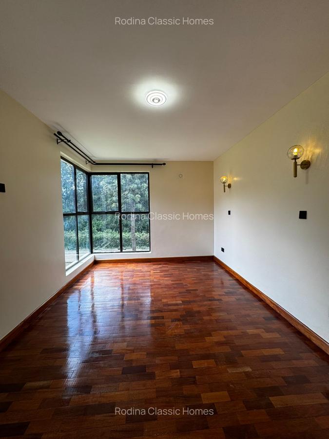 4 Bed Townhouse with En Suite in Karen - 6