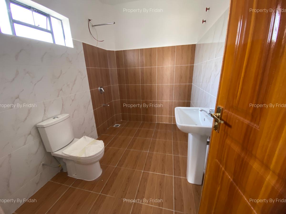 3 Bed House with En Suite in Kitengela - 11